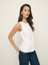 amela linen top