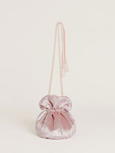 aphrodite pleated pouch
