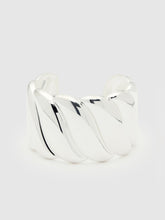 blanche cuff