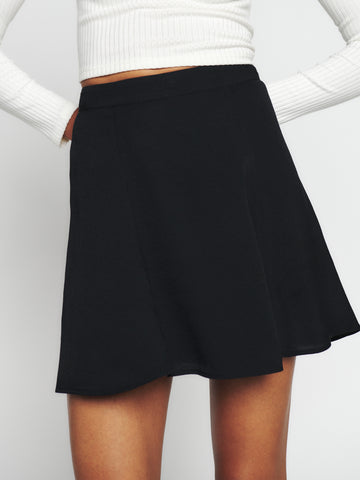 flounce skirt