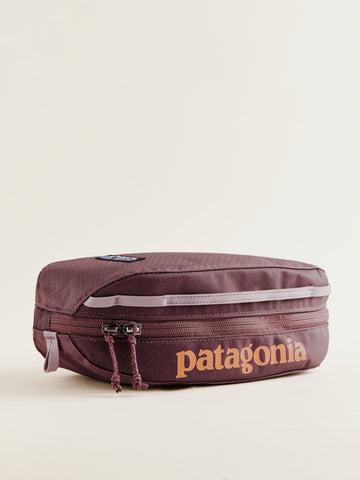 patagonia black hole small cube