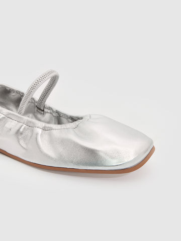 buffy ruched ballet flat