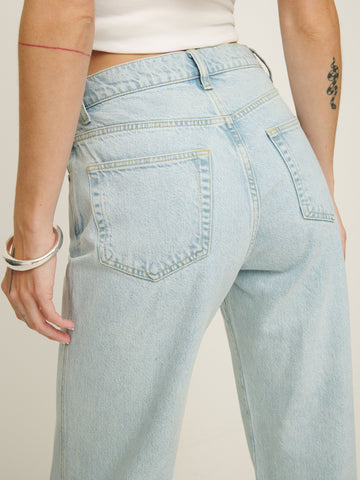 val 90s mid rise straight jeans