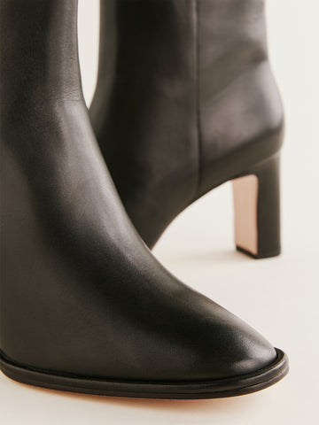 gillian ankle boot
