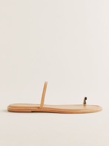 cassandra flat sandal