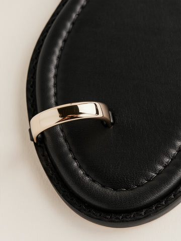 cassandra flat sandal