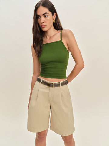 malia mid rise 10” trouser twill shorts