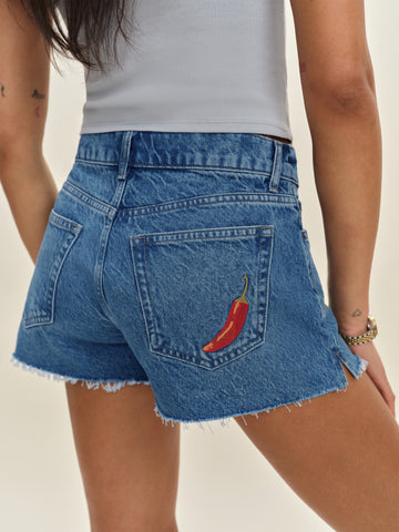 sutton low rise 2.5” slouchy jean shorts