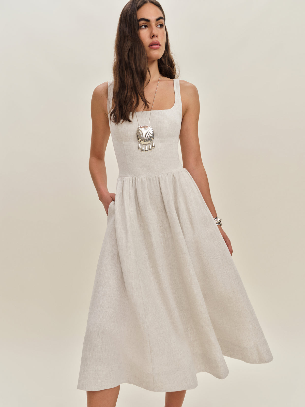 janu linen dress