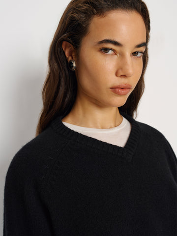 beth regenerative wool v-neck