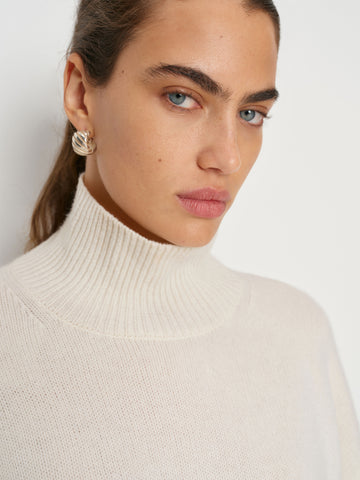 march regenerative wool cropped turtleneck