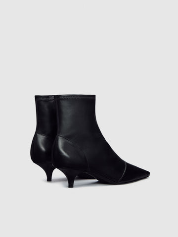 robbie ankle boot