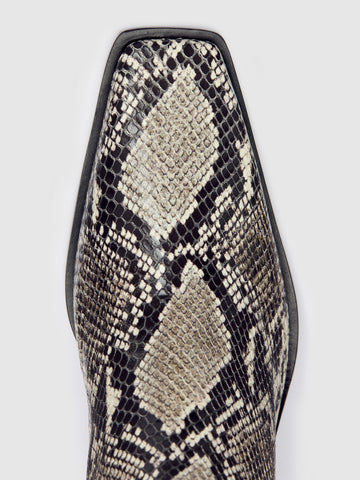 western roberta ankle boot